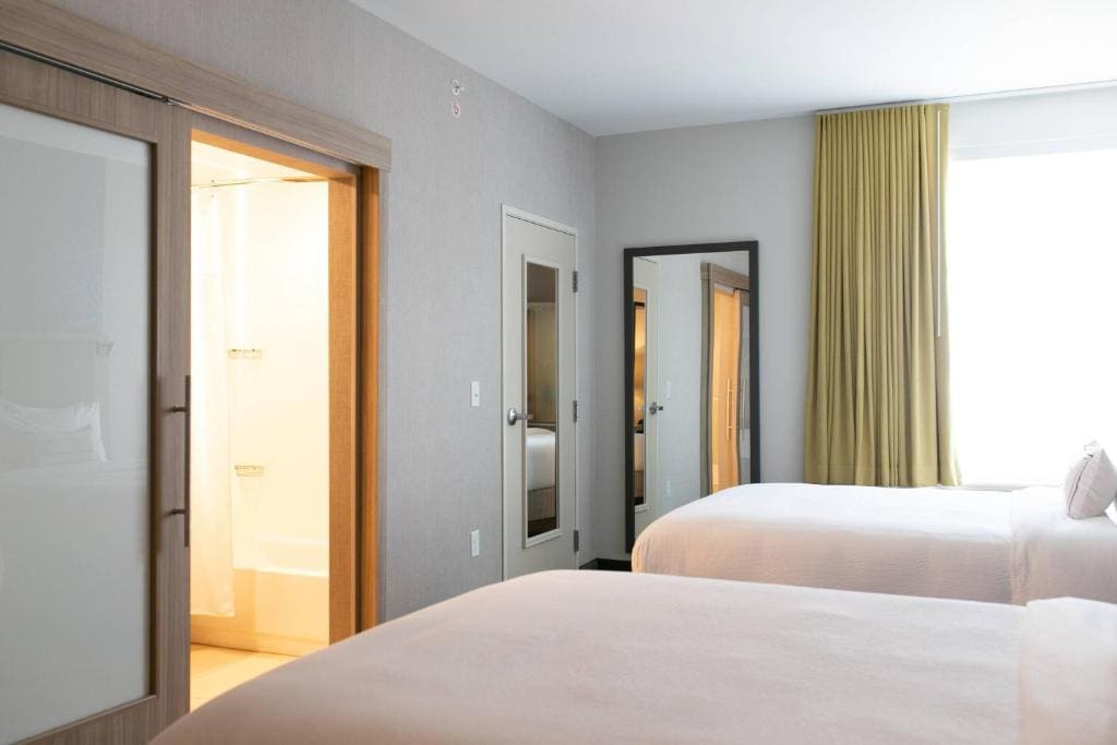 SpringHill Suites by Marriott South Bend Notre Dame Area - View 7