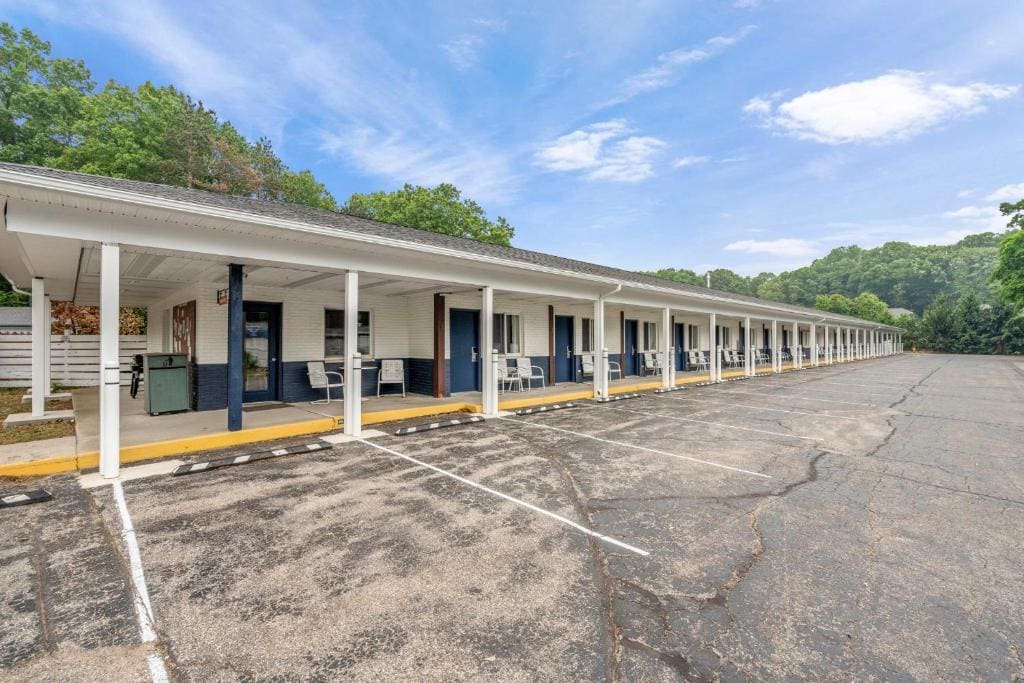 Starlite Resort - Main view
