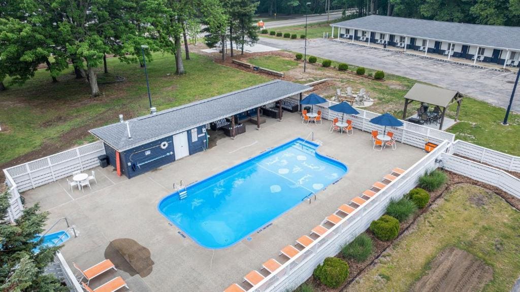 Starlite Resort - View 3