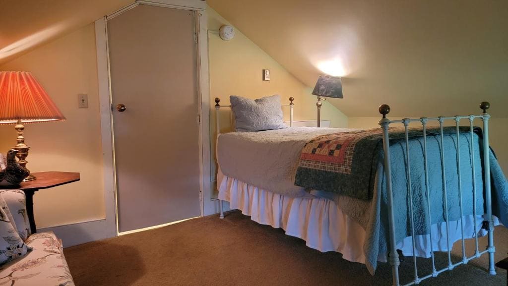 Strong House Inn - View 3
