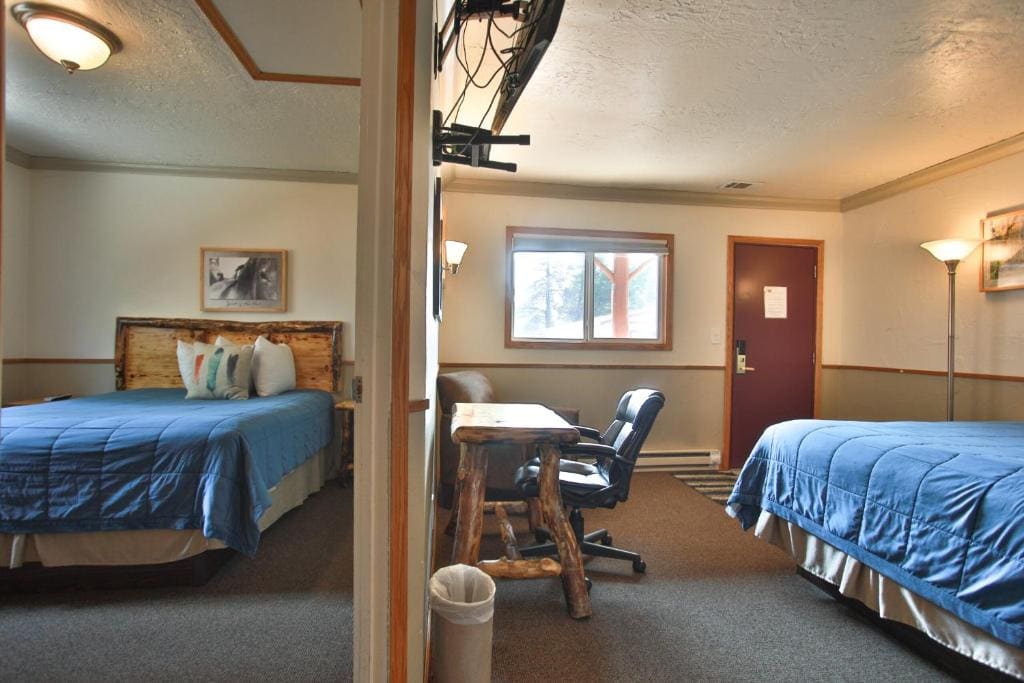 Sundance Motel - View 2