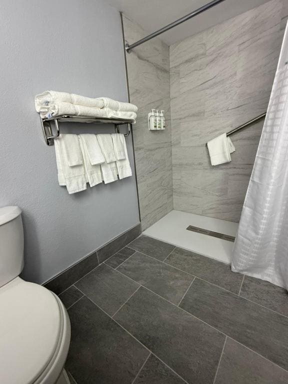 Baymont by Wyndham Batavia - Darien Lake - View 2