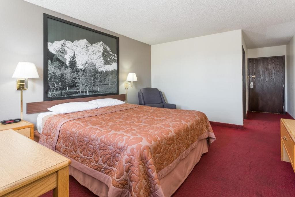 Super 8 by Wyndham Grand Junction Colorado - View 4