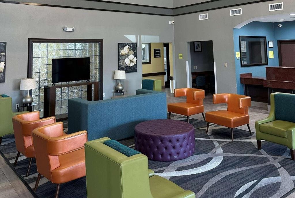 Super 8 by Wyndham Port Arthur/Nederland Area - View 3