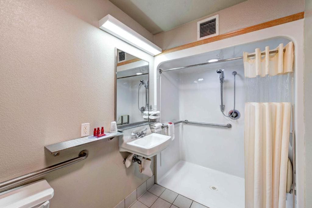 SureStay Plus Hotel by Best Western Redding - View 2