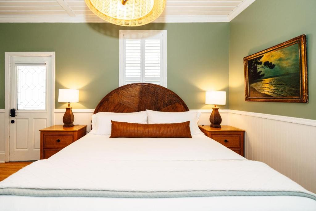 Swank Boutique Suites - View 3