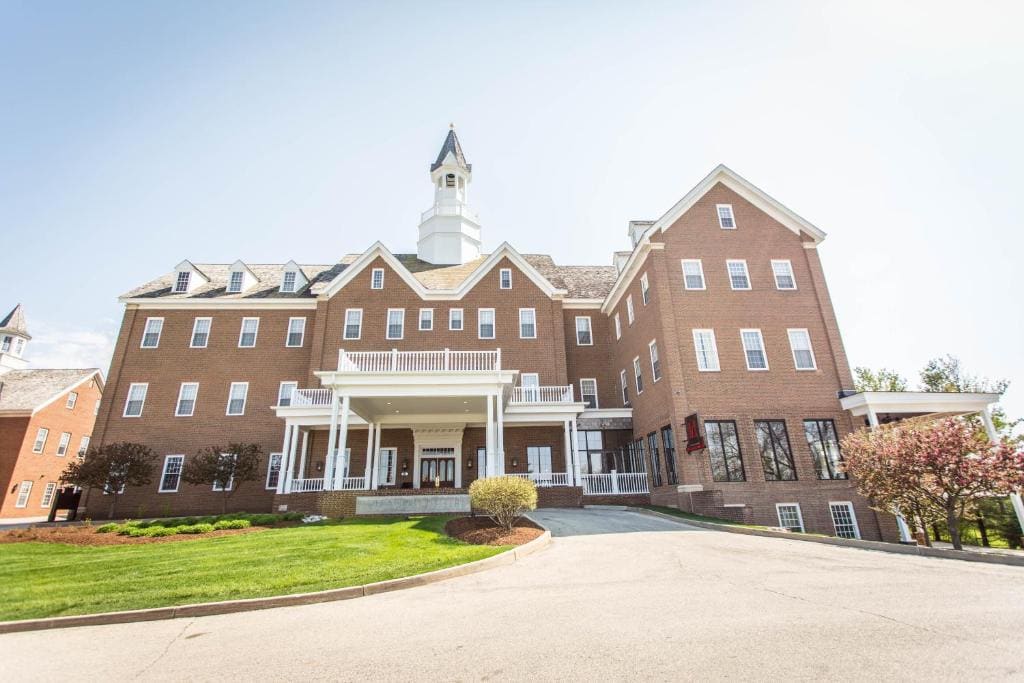 The Delafield Hotel - Main view