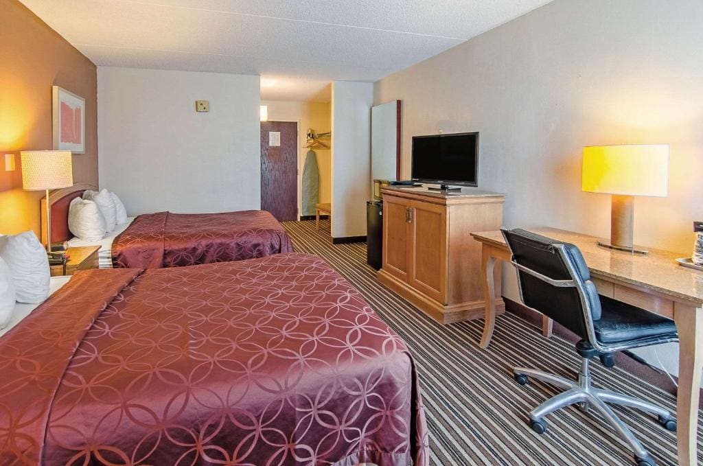 Econo Lodge Inn & Suites Norton - Wise South - View 7