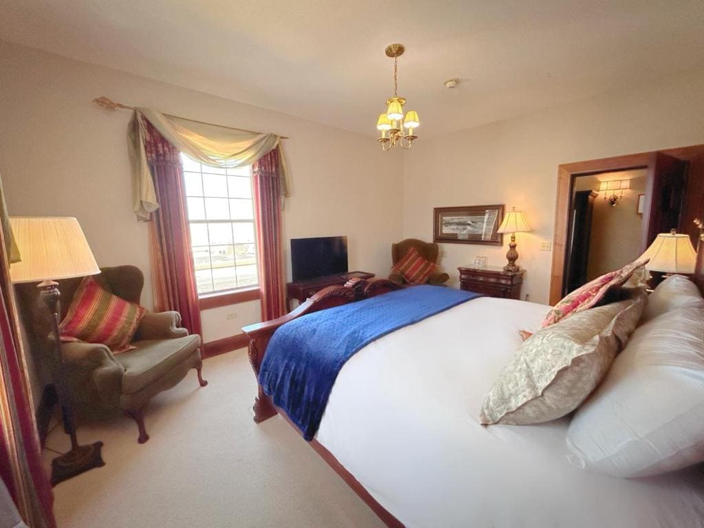 The Port Hotel - View 6