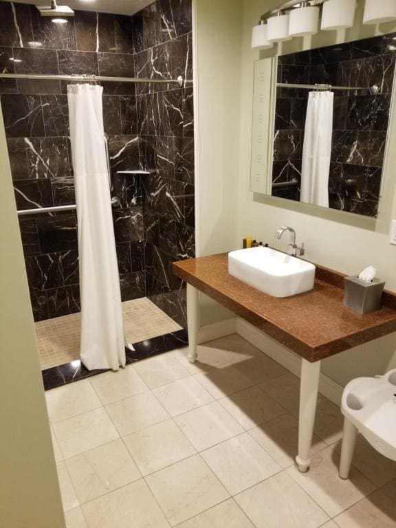 The Gin Hotel, an Ascend Collection Hotel - View 5