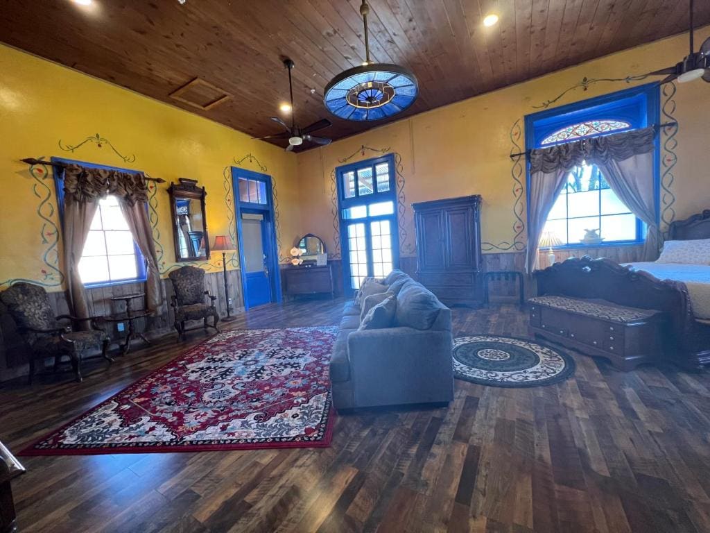 The Russ House - View 5