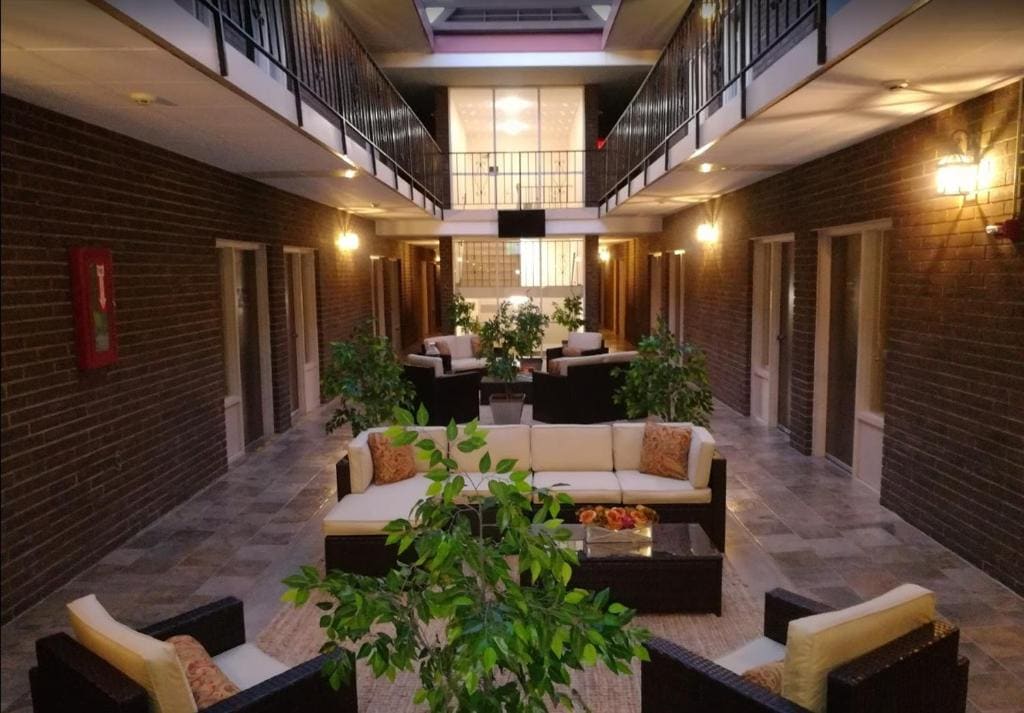 The Stables Inn & Suites - View 5