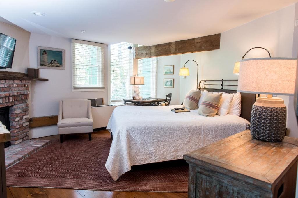 Three Chimneys Inn - View 7