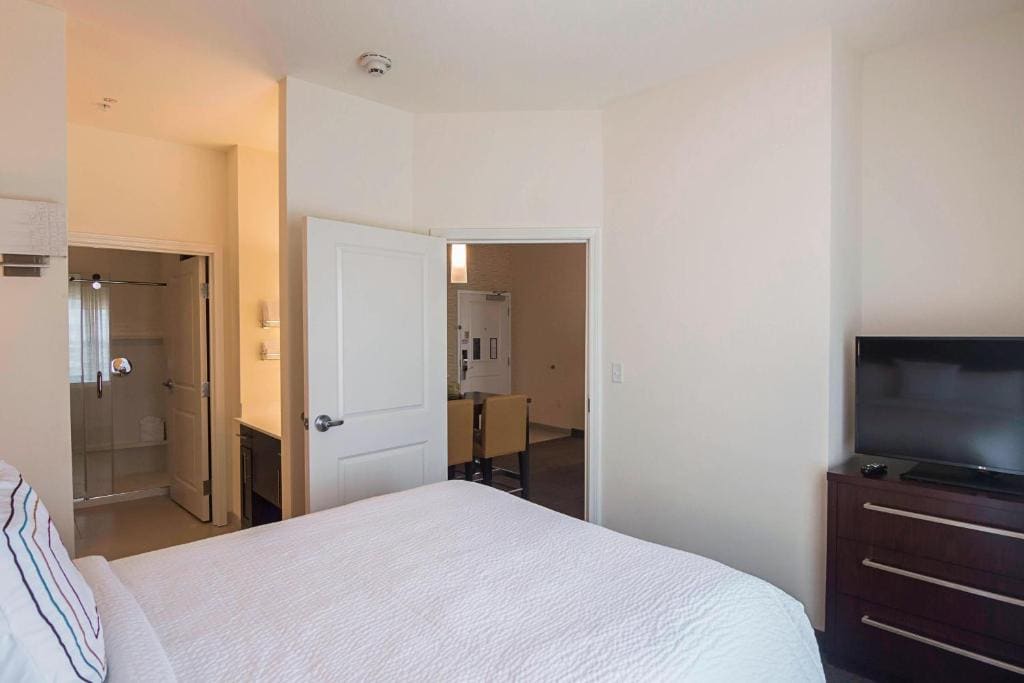 Residence Inn by Marriott Denton - View 6