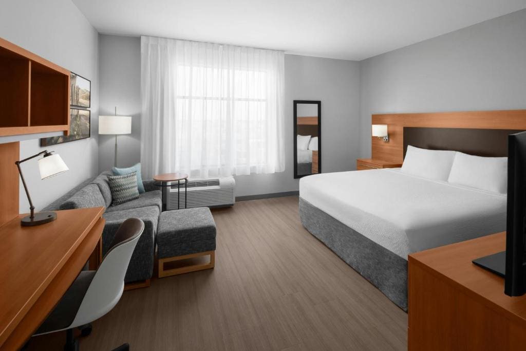 TownePlace Suites by Marriott Carlsbad - View 6