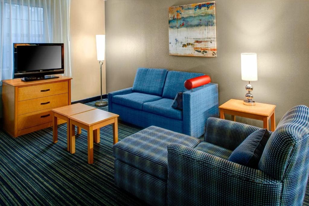 TownePlace Suites Atlanta Buckhead - View 7