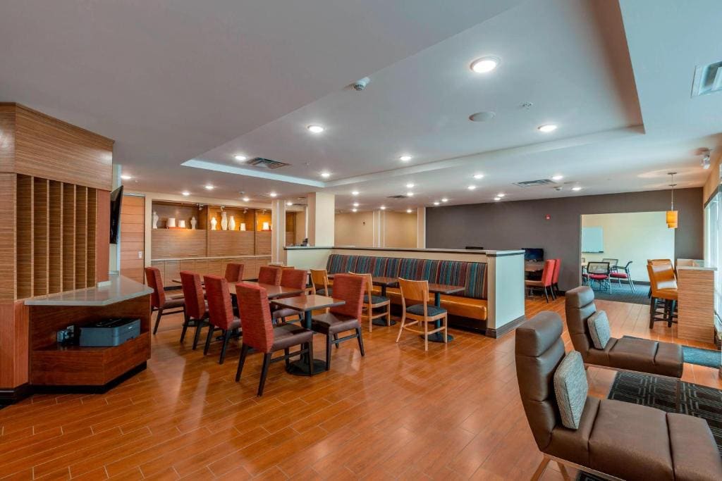 TownePlace Suites by Marriott Lexington Keeneland/Airport - View 3