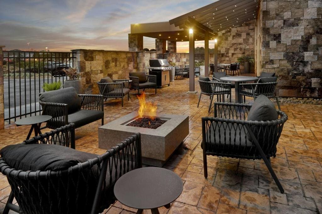 TownePlace Suites by Marriott Locust Grove - View 5