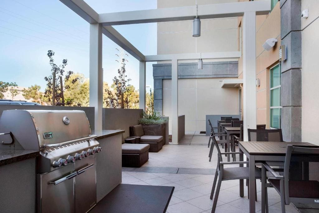 TownePlace Suites by Marriott San Mateo Foster City - View 6