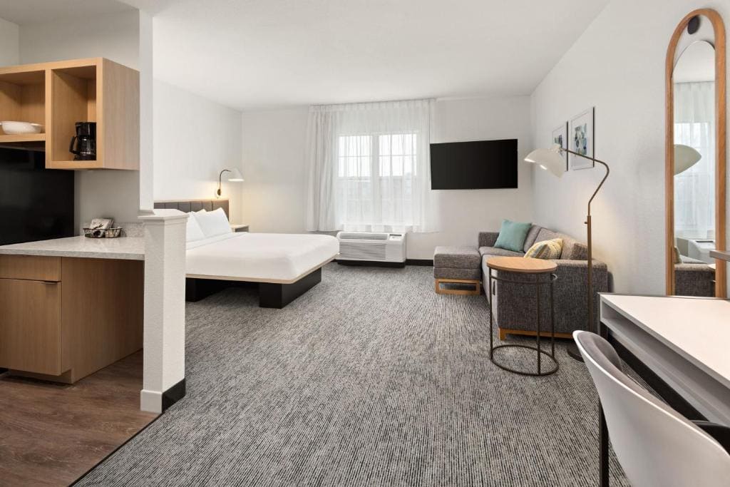 TownePlace Suites Chicago Lombard - View 7