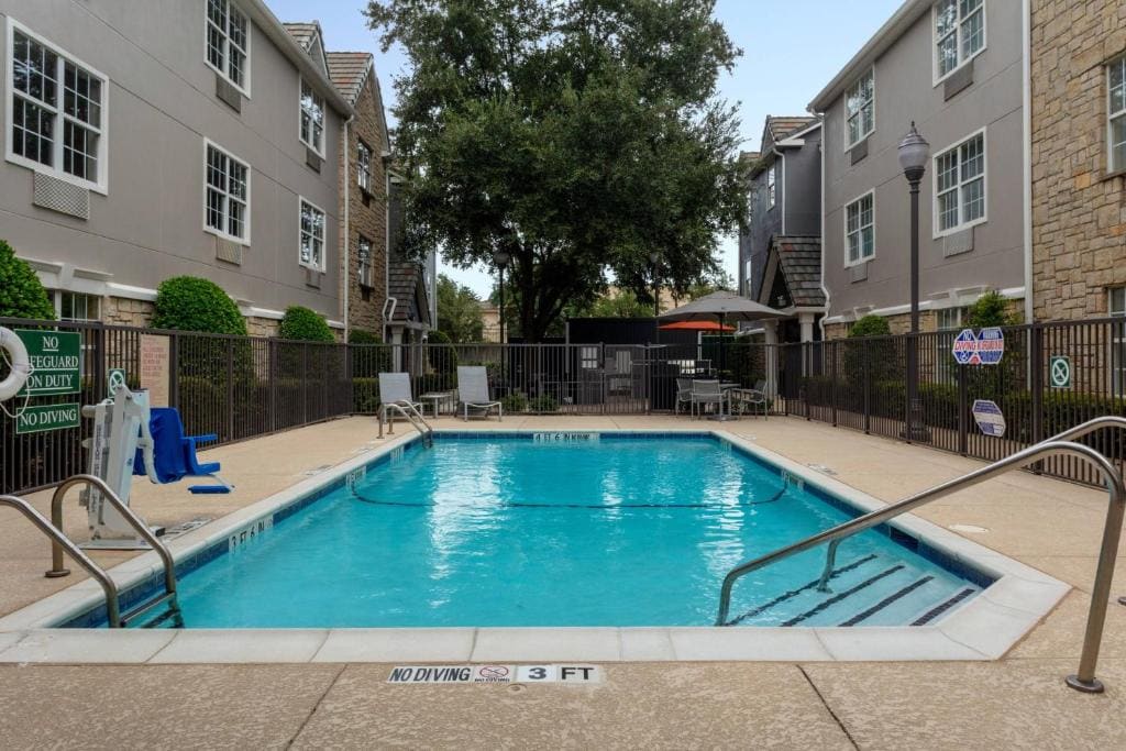 TownePlace Suites by Marriott Dallas Plano/Legacy - View 3