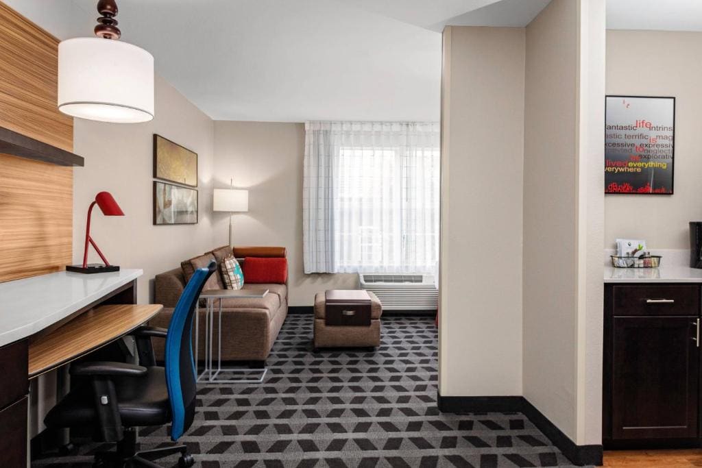 TownePlace Suites by Marriott Dallas Plano/Legacy - View 7