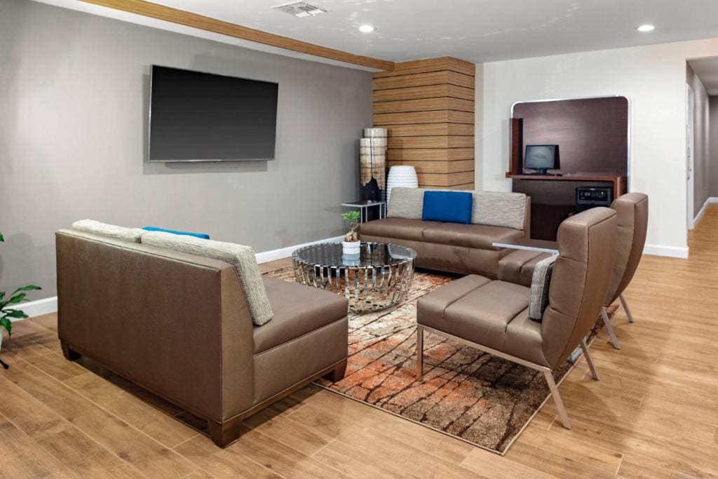 TownePlace Suites by Marriott Dallas Plano/Legacy - View 6