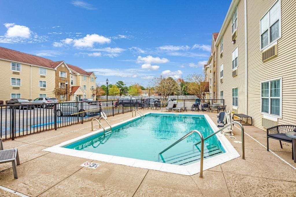 TownePlace Suites Mobile - View 4
