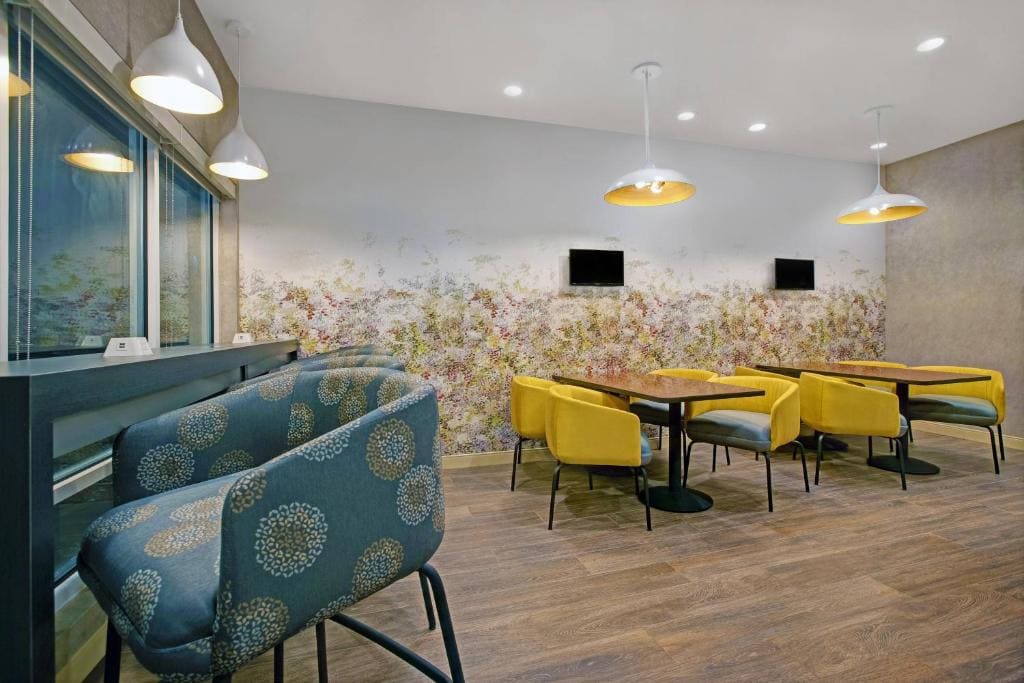 TownePlace Suites by Marriott Potomac Mills Woodbridge - View 5