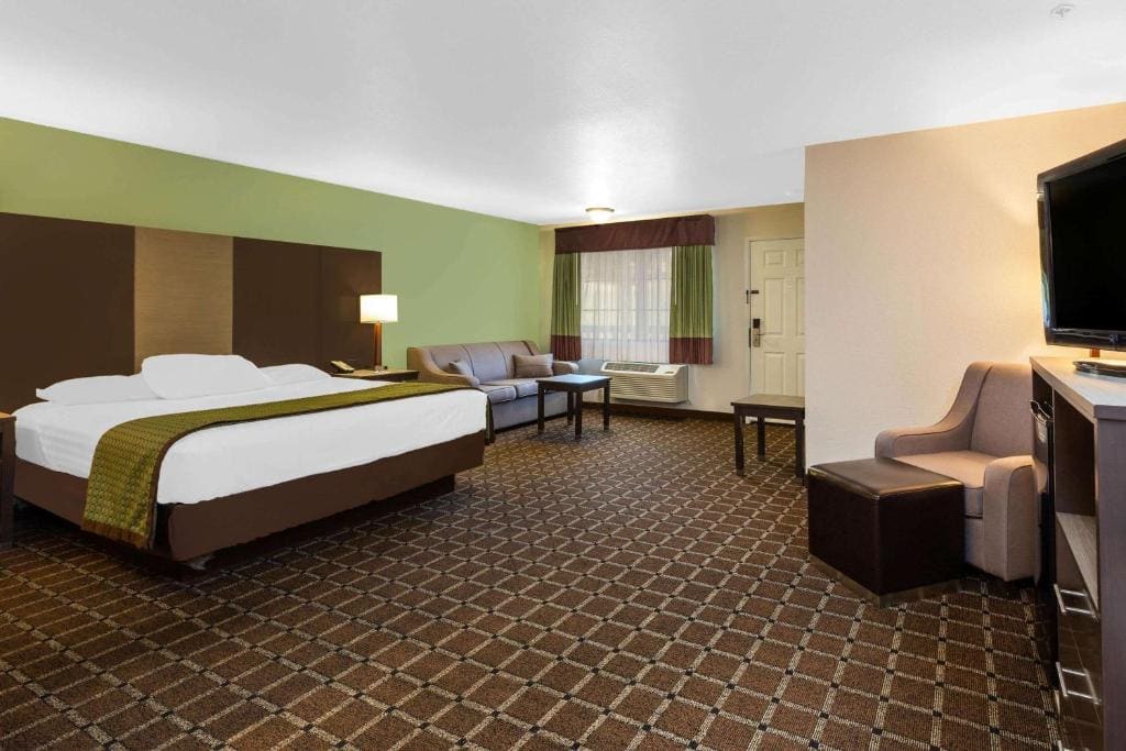 Travelodge by Wyndham Angels Camp CA - View 2
