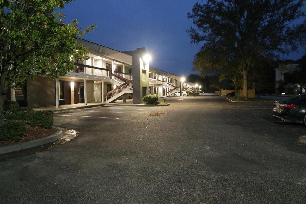 Travelodge by Wyndham North Charleston - View 4