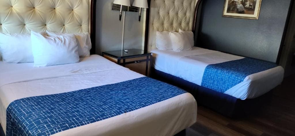 Travelodge by Wyndham Ruidoso - View 7