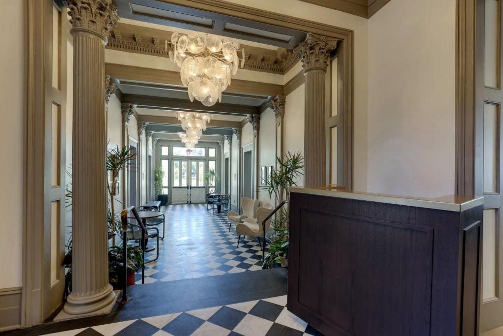 Trilogy Hotel Montgomery, Autograph Collection - View 5