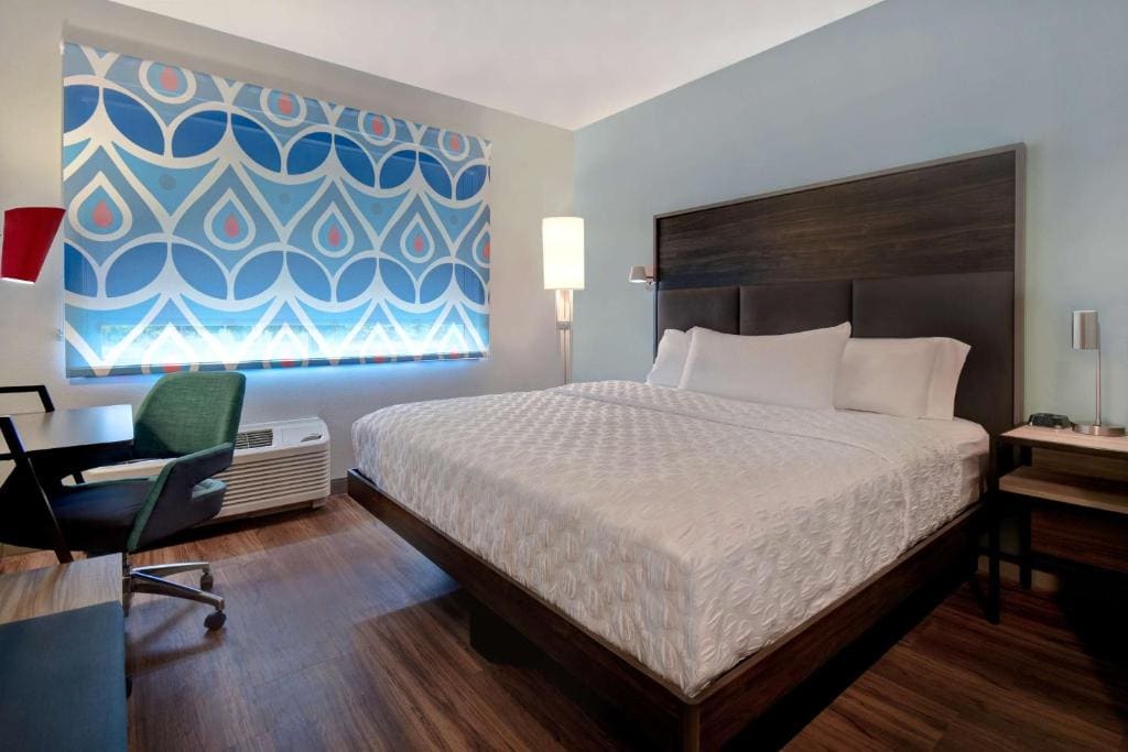 Tru By Hilton Auburn, In - View 2