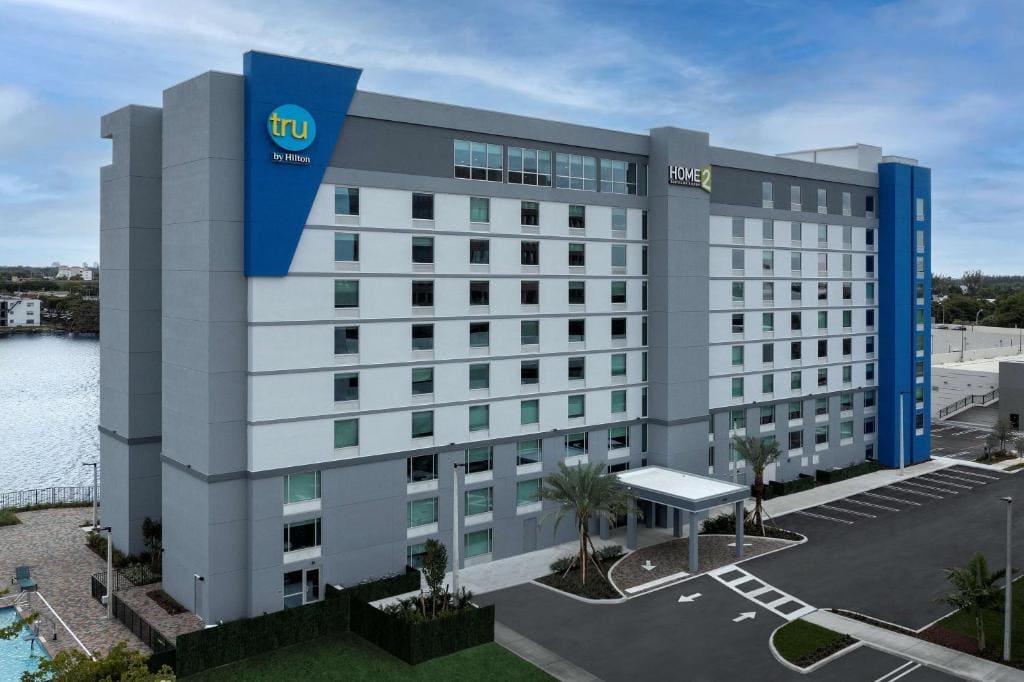 Tru By Hilton Miami Airport South Blue Lagoon, Fl - Main view