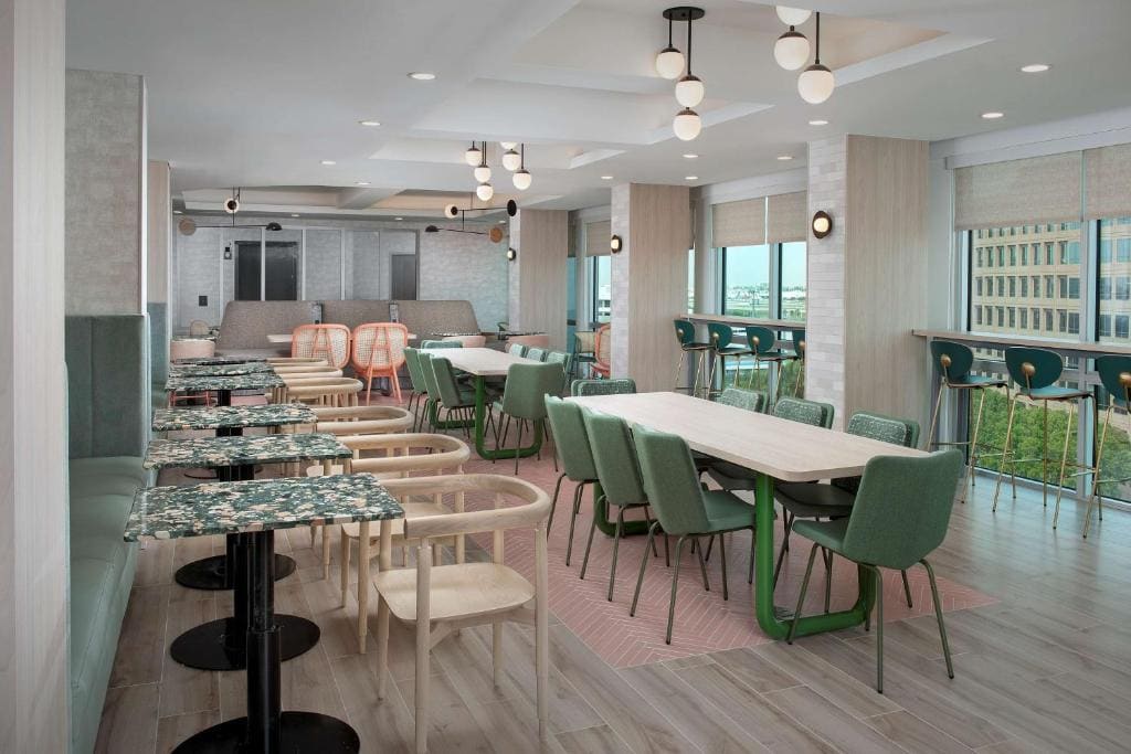 Tru By Hilton Miami Airport South Blue Lagoon, Fl - View 4
