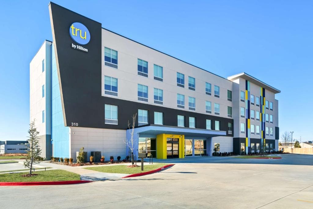 Tru By Hilton Rogers Bentonville - Main view