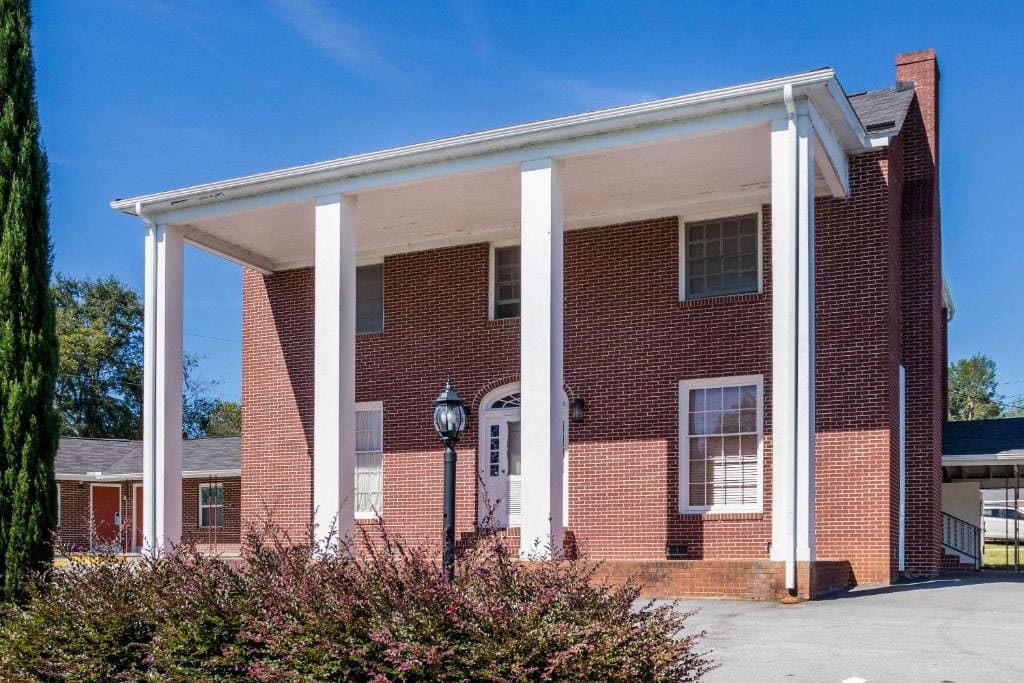 Rodeway Inn & Suites Walhalla - View 4