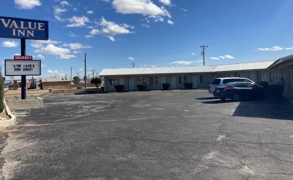 Value Inn - Main view