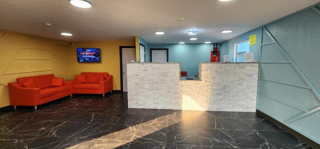 Super 8 by Wyndham Vandalia/Dayton International Airport - View 3