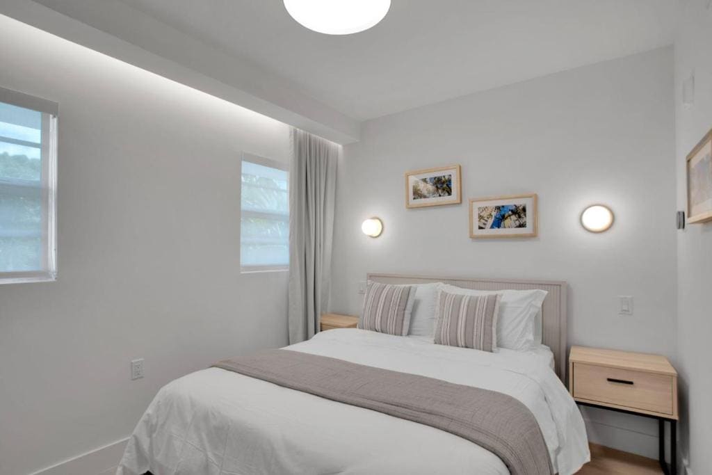 Vonder Miami Beach - Unit 12 - View 2