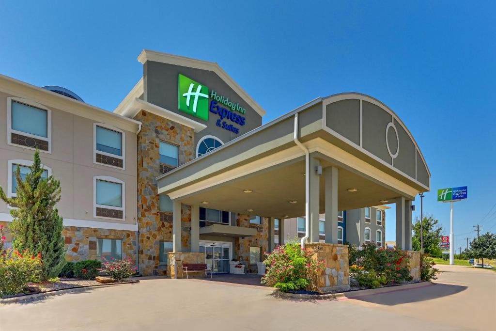 Holiday Inn Express Hotel and Suites Weatherford by IHG - View 7