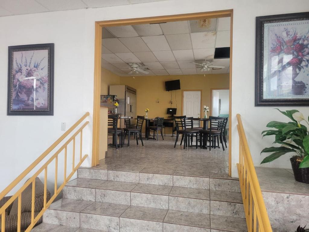 Welcome Inn and Suites - Main view