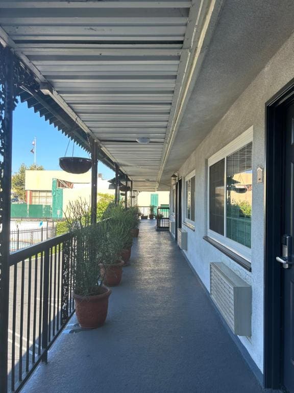 Welcome Inn - View 4
