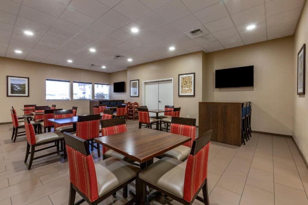 Comfort Inn & Suites Coeur d'Alene - View 4