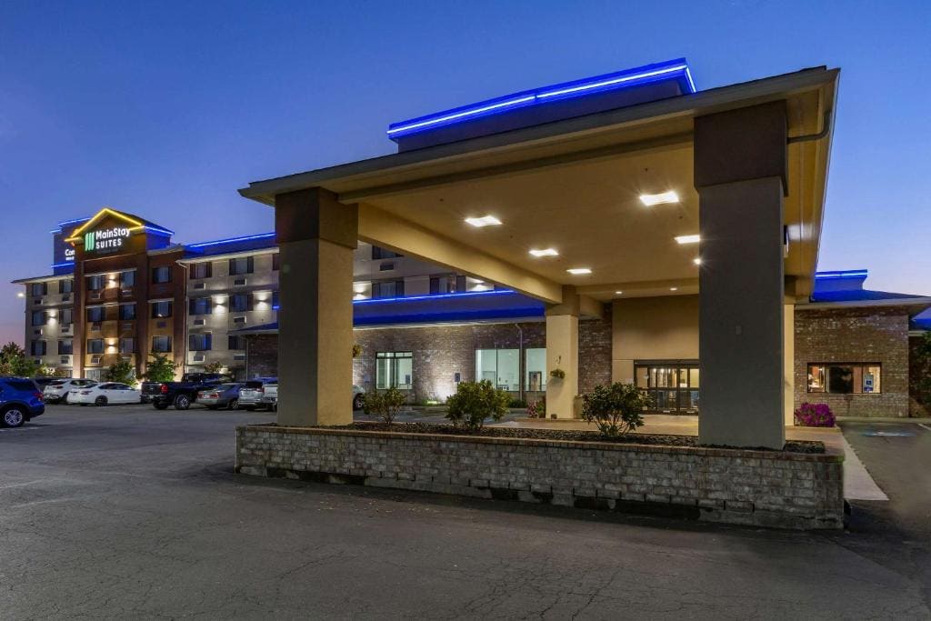 Comfort Inn & Suites Coeur d'Alene - Main view