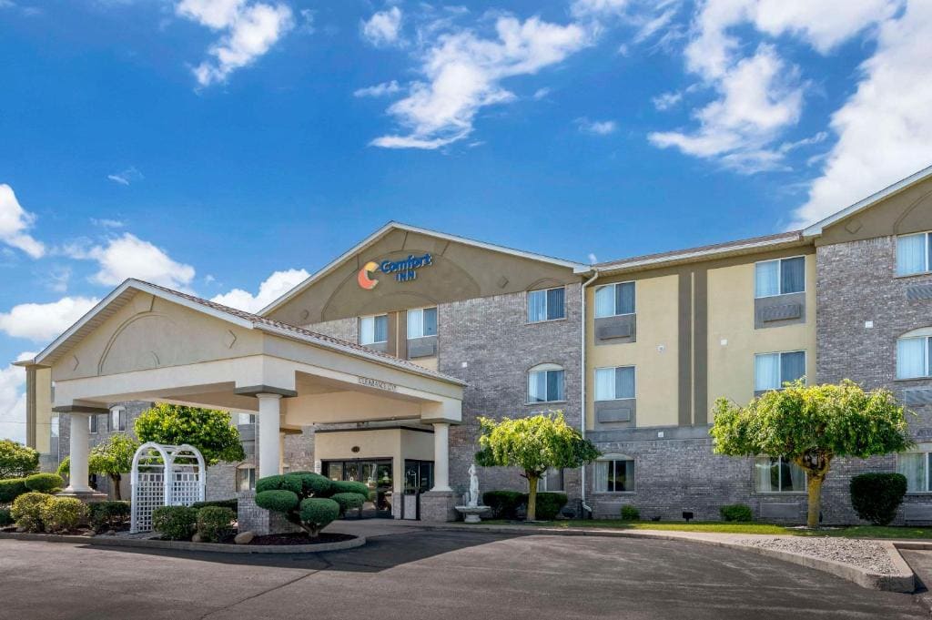 Comfort Inn Fremont - Main view