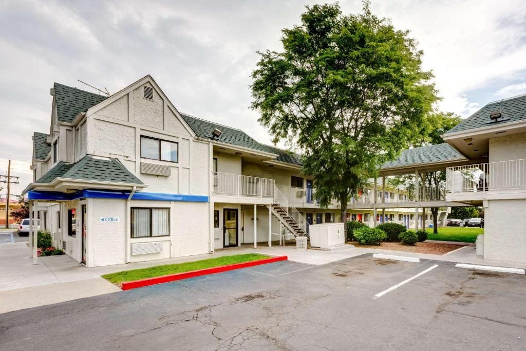 Motel 6-Wheat Ridge, CO - West - Denver North - View 5