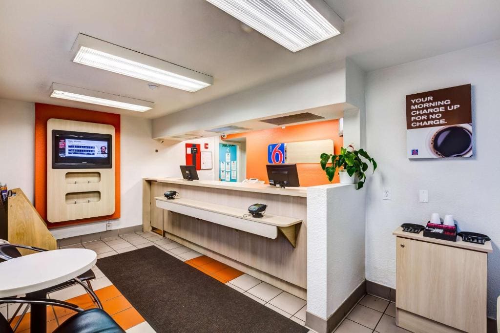 Motel 6-Wheat Ridge, CO - West - Denver North - View 3