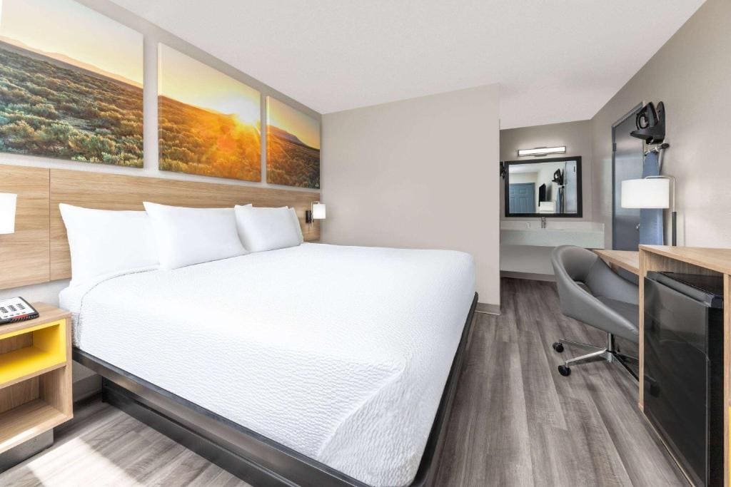 Days Inn by Wyndham Wichita Falls - View 2